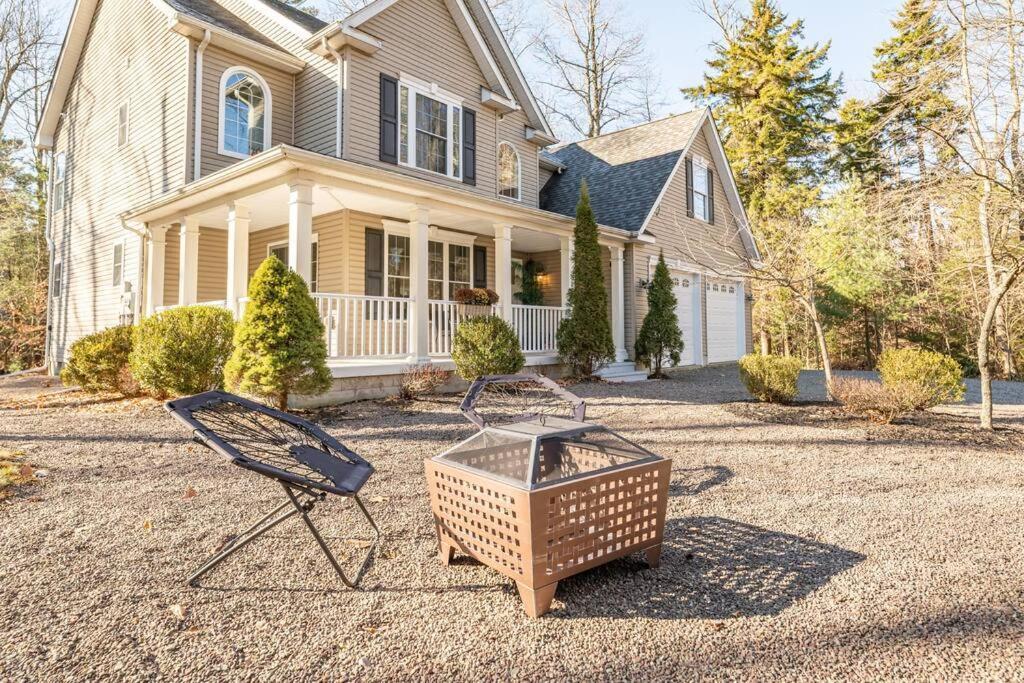 Luxury 4 Bedroom House In Pocono Mountains In Golf Course Near Lake Tobyhanna Exterior foto